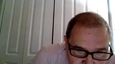 Snapshot of machet1 chatting on 03/29/26, 06:19 machet1 online show from 03/29/26, 06:19