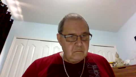 Snapshot of machet1 chatting on 06/16/26, 07:05 machet1 online show from 06/16/26, 07:05
