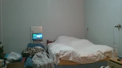 MACHOLIVRE online show from 01/03/25, 09:58