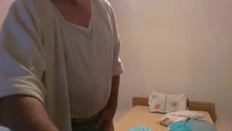 MACHOLIVRE online show from 11/24/25, 06:35