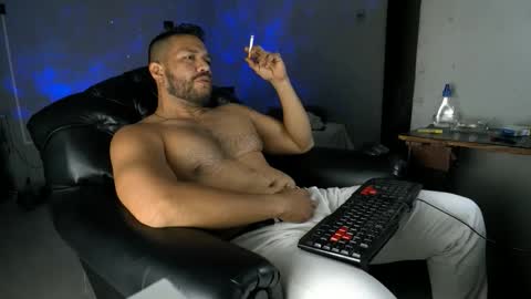 Snapshot of machohandsome chatting on 05/22/26, 09:26 Javier papichulo master how do you want online show from 05/22/26, 09:26