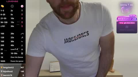 Snapshot of machohiberiko chatting on 12/10/24, 07:54 Jota online show from 12/10/24, 07:54