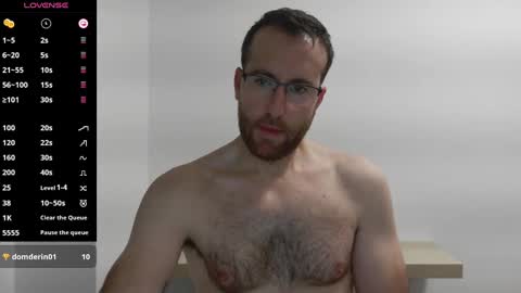 Snapshot of machohiberiko chatting on 12/31/24, 05:40 Jota online show from 12/31/24, 05:40