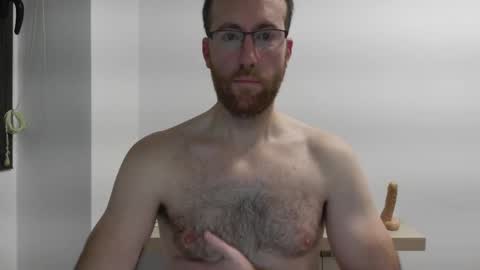 Snapshot of machohiberiko chatting on 01/03/25, 10:08 Jota online show from 01/03/25, 10:08