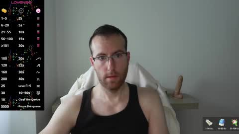 Snapshot of machohiberiko chatting on 02/02/25, 10:35 Jota online show from 02/02/25, 10:35