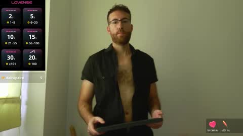 Snapshot of machohiberiko chatting on 11/16/25, 10:10 Jota online show from 11/16/25, 10:10