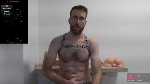 Snapshot of machohiberiko chatting on 12/17/25, 07:09 Jota online show from 12/17/25, 07:09