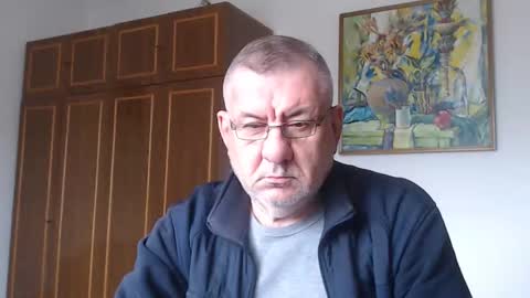 Macho online show from 10/08/25, 10:24