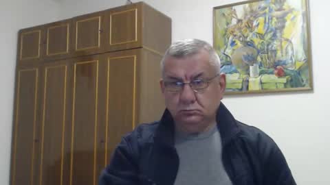 Macho online show from 10/14/25, 10:32