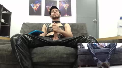 Snapshot of mack_daniels chatting on 10/29/25, 10:44 instagram mackdanielsx online show from 10/29/25, 10:44