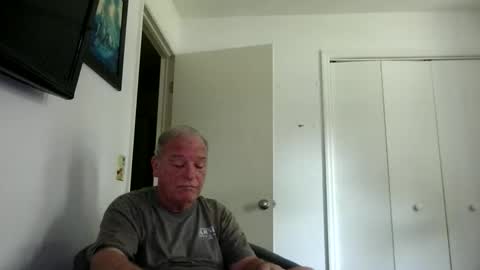 mackdocc001 online show from 04/18/26, 05:17