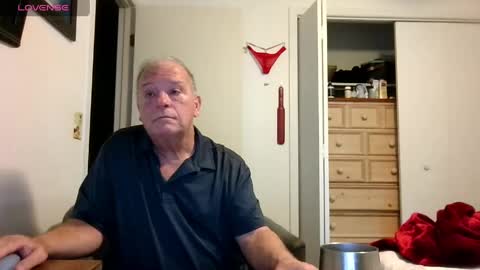 Snapshot of mackdocc001 chatting on 05/01/26, 04:44 mackdocc001 online show from 05/01/26, 04:44