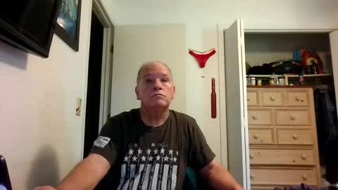 Snapshot of mackdocc001 chatting on 07/12/26, 02:30 mackdocc001 online show from 07/12/26, 02:30
