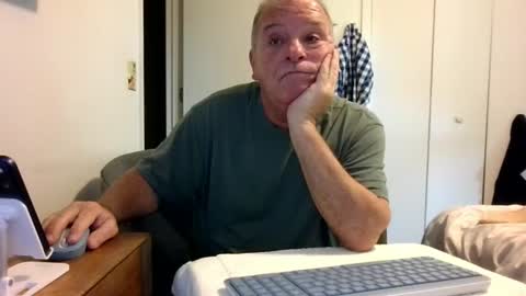 Snapshot of mackdocc001 chatting on 07/24/26, 02:59 mackdocc001 online show from 07/24/26, 02:59