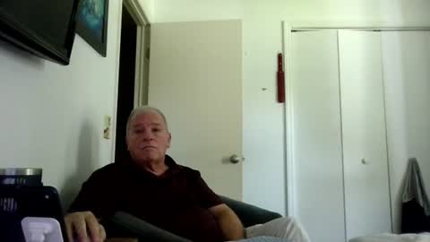Snapshot of mackdocc001 chatting on 07/31/26, 03:11 mackdocc001 online show from 07/31/26, 03:11