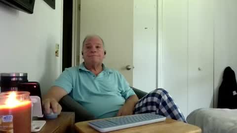 Snapshot of mackdocc001 chatting on 08/05/26, 04:54 mackdocc001 online show from 08/05/26, 04:54