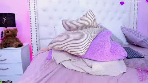 Mackenzie online show from 01/23/25, 05:24