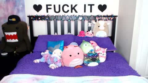 Mackenzie Wolfe online show from 12/08/24, 07:58