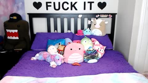 Mackenzie Wolfe online show from 01/19/26, 06:06