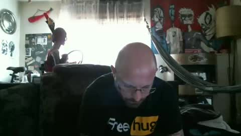 Snapshot of mad_dem0n chatting on 12/16/24, 01:43 Manuel online show from 12/16/24, 01:43