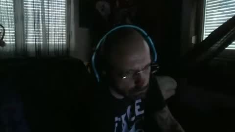 Snapshot of mad_dem0n chatting on 02/09/25, 02:18 Manuel online show from 02/09/25, 02:18