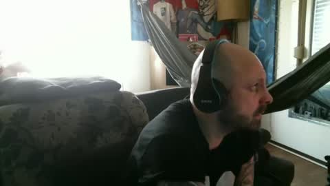 Snapshot of mad_dem0n chatting on 02/11/25, 09:31 Manuel online show from 02/11/25, 09:31