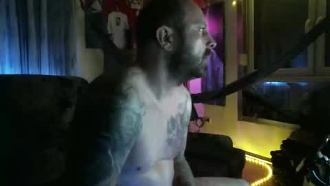 Snapshot of mad_dem0n chatting on 02/28/25, 03:04 Manuel online show from 02/28/25, 03:04