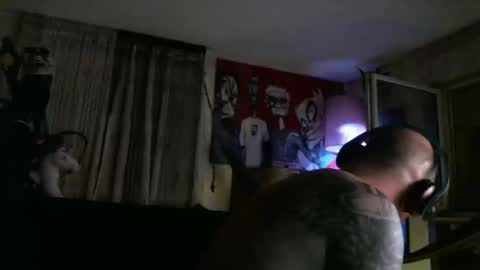 Snapshot of mad_dem0n chatting on 03/04/25, 01:23 Manuel online show from 03/04/25, 01:23