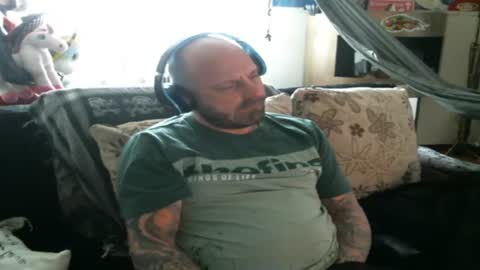 Snapshot of mad_dem0n chatting on 03/11/25, 07:48 Manuel online show from 03/11/25, 07:48