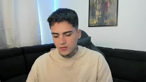 max online show from 02/04/25, 01:48