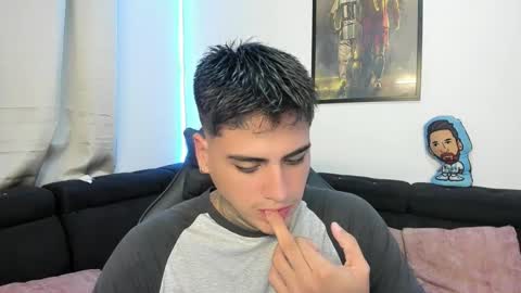 max online show from 02/20/25, 11:32