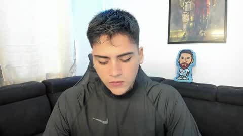 max online show from 03/08/25, 01:14