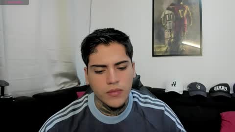 max online show from 10/22/25, 12:05