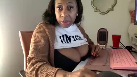 madam_glam online show from 04/07/26, 04:18