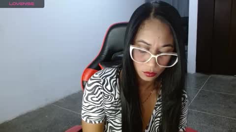 EMILY online show from 01/05/26, 10:13