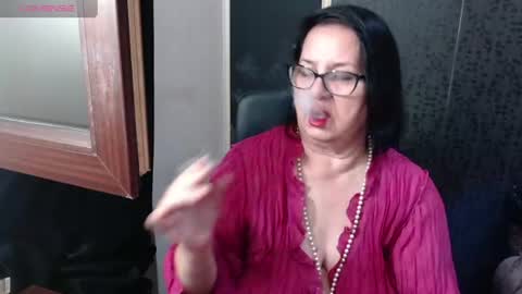 Snapshot of madam_sanjanne chatting on 06/15/26, 11:18 Madam Sanjanne online show from 06/15/26, 11:18