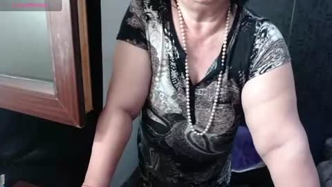 Snapshot of madam_sanjanne chatting on 06/16/26, 11:29 Madam Sanjanne online show from 06/16/26, 11:29