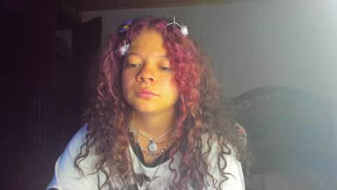 Snapshot of madam_sativa chatting on 01/28/25, 11:17 di online show from 01/28/25, 11:17