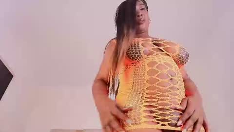 Snapshot of madame_ebony chatting on 07/21/26, 11:45 Gabriela - Madameebony online show from 07/21/26, 11:45
