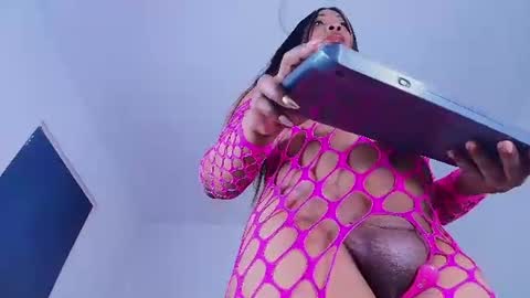 Snapshot of madame_ebony chatting on 07/26/26, 11:50 Gabriela - Madameebony online show from 07/26/26, 11:50