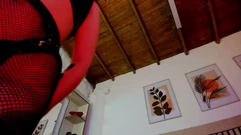 madame ibby online show from 04/23/26, 01:24