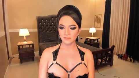 Snapshot of madammistressdominatrixxx chatting on 03/03/25, 11:14 Alison Kloss online show from 03/03/25, 11:14
