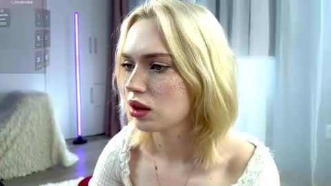 Fiona online show from 03/27/26, 04:40