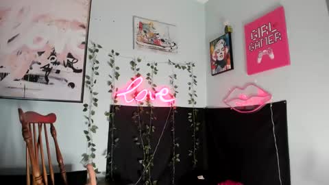 Maddi Avalon online show from 01/14/25, 11:31