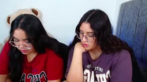 Snapshot of maddie_and_chelsea_ chatting on 01/12/25, 10:43 Maddie and Chelsea online show from 01/12/25, 10:43