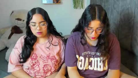 Maddie and Chelsea online show from 12/22/25, 11:18