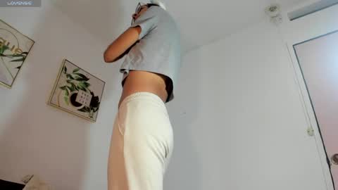 Snapshot of maddie_ray_ chatting on 04/20/26, 05:43 Maddie Ray online show from 04/20/26, 05:43