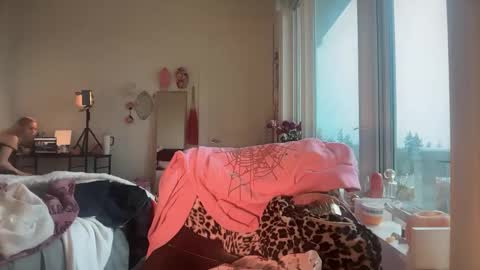 Snapshot of maddieblair1 chatting on 02/07/26, 07:06 maddieblair1 online show from 02/07/26, 07:06