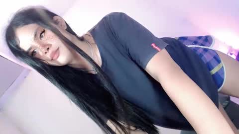 Snapshot of maddiejackson chatting on 03/12/25, 06:00 Im ZY DONT FORGET TO FOLLOW ME - online show from 03/12/25, 06:00