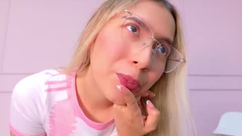 maddietease online show from 11/08/25, 01:11